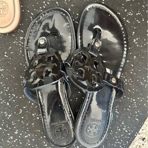 Tory Burch miller size 6 black patten